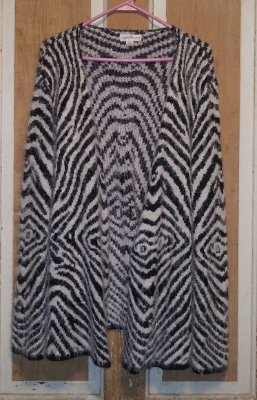 Cardigan - Picture 1 of 4